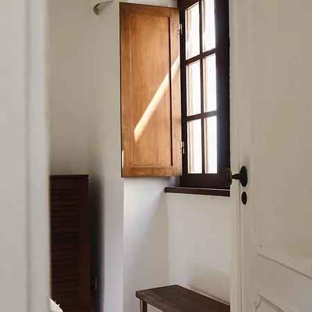 The Salt Flat 奥良